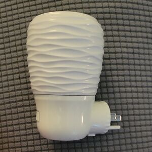 Scentsy Wall Fan-Like New